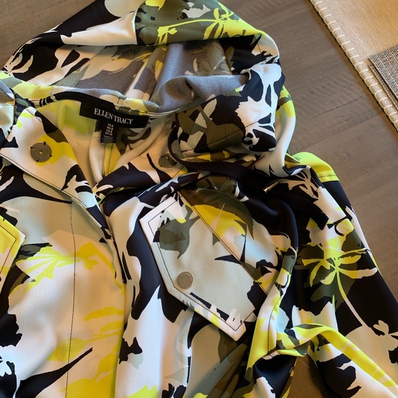 Ellen Tracy Bosque Cinched Hood Jacket - Picture 6 of 8